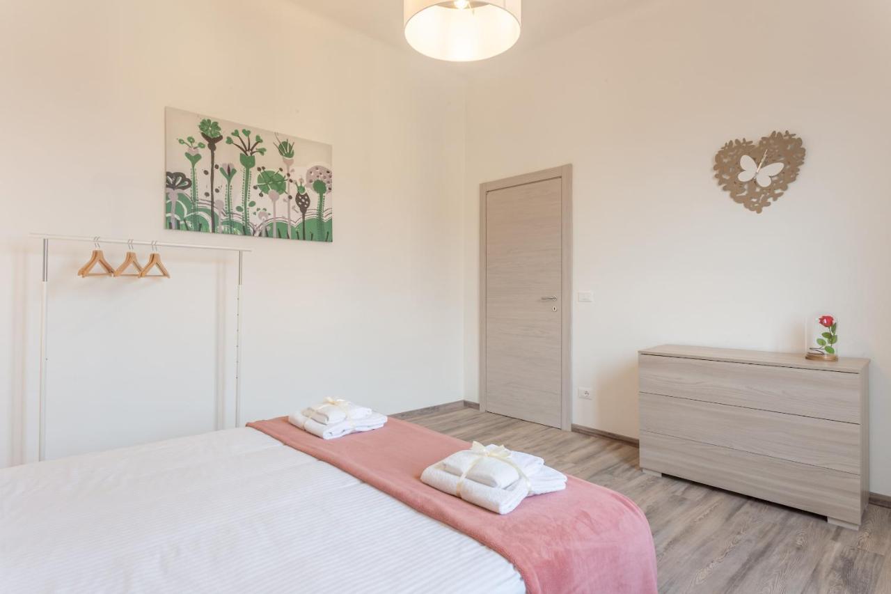 Verdi 185 By Pleiades Home Livorno Bagian luar foto